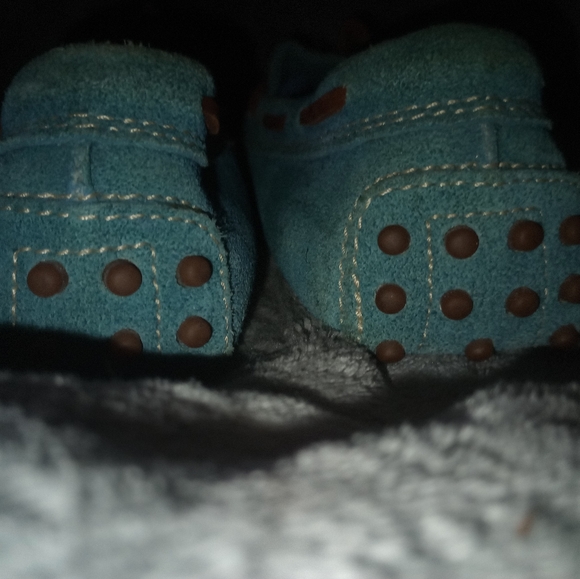 Shoes - Picture 3 of 3